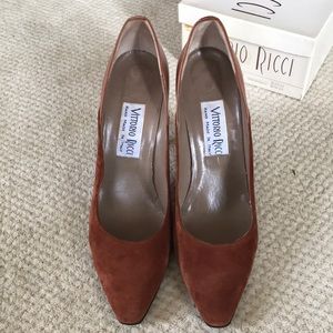 Vittorio Ricci suede/leather pumps